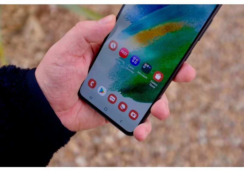 One of Samsung's top handsets is now a budget phone for Prime Day