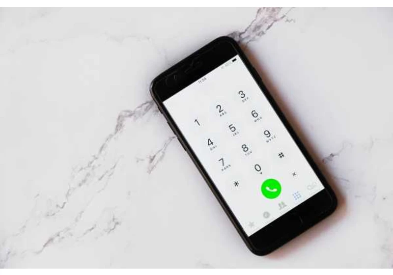 Your phone sounds terrible. Use this trick for clearer calls instead