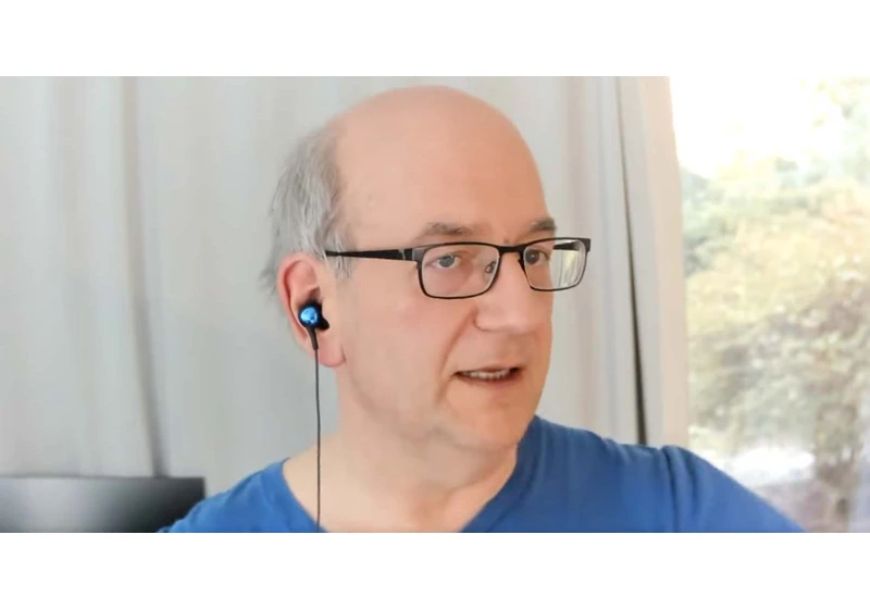 Are Internal Links In Header and Footer Treated Differently? via @sejournal, @martinibuster
