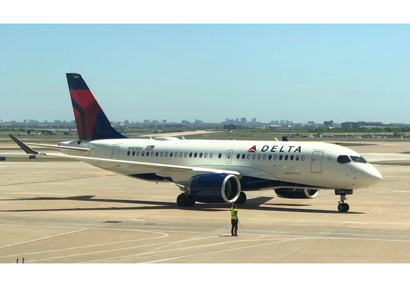 Man creatively sneaks onto Delta flight, but gets caught