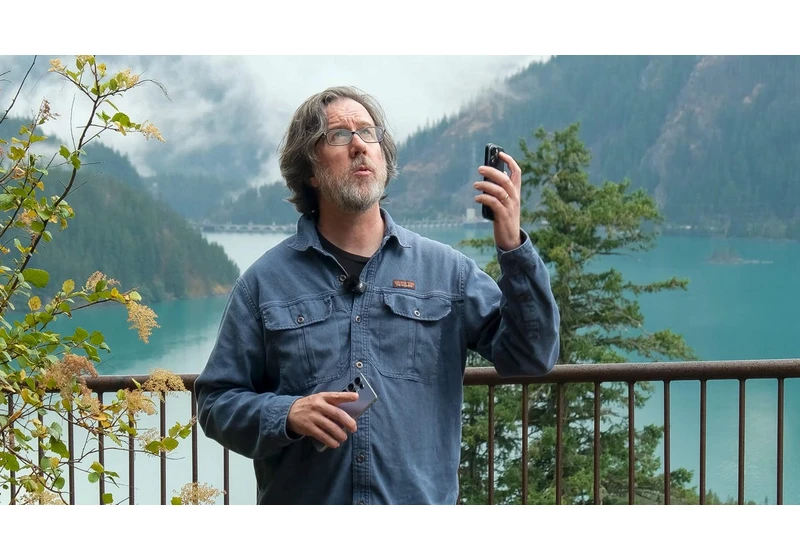 Hands-On with T-Mobile's T-Satellite Service video