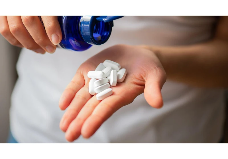 Can NAD Plus Supplements Really Reverse the Aging Process? We Asked a Doctor to Find Out