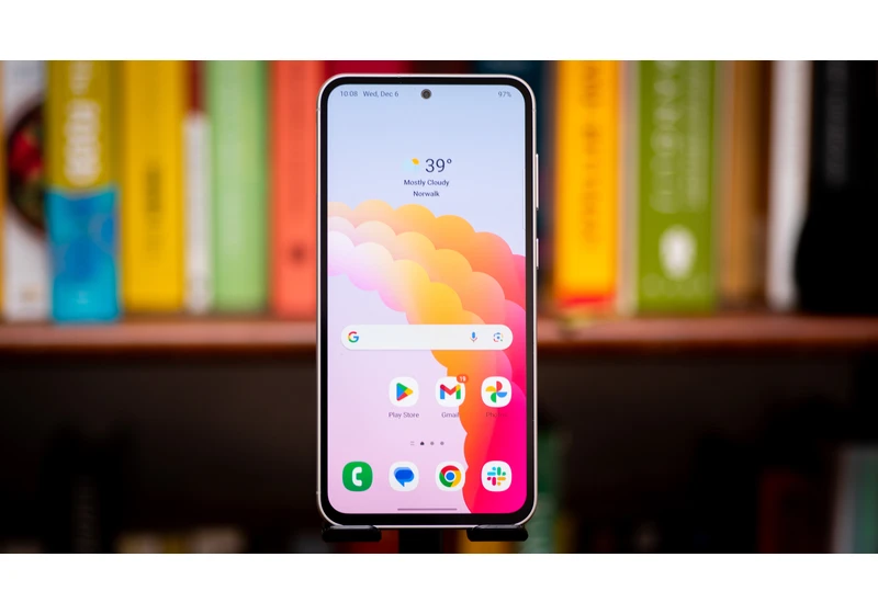  Samsung's One UI 7 update is finally coming to older Galaxy phones in the US 