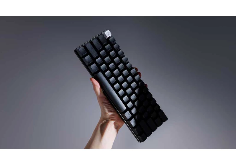 Logitech’s new gaming keyboard is tiny, optical, and expensive
