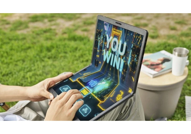 LG just unveiled a foldable PC that you may never be able to buy