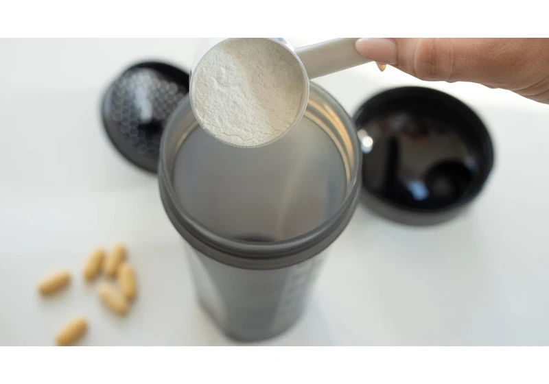The Best Types of Creatine for All Your Fitness Goals, According to Experts