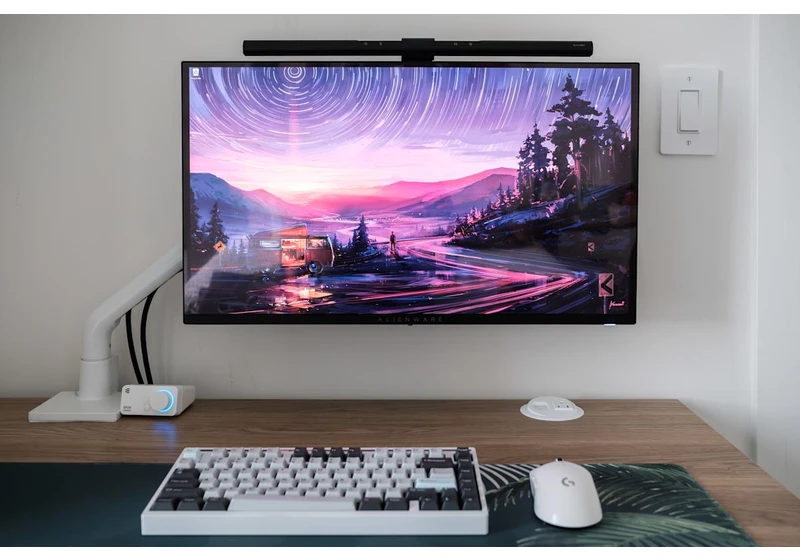 Alienware AW2725Q review: An exceptional OLED gaming display