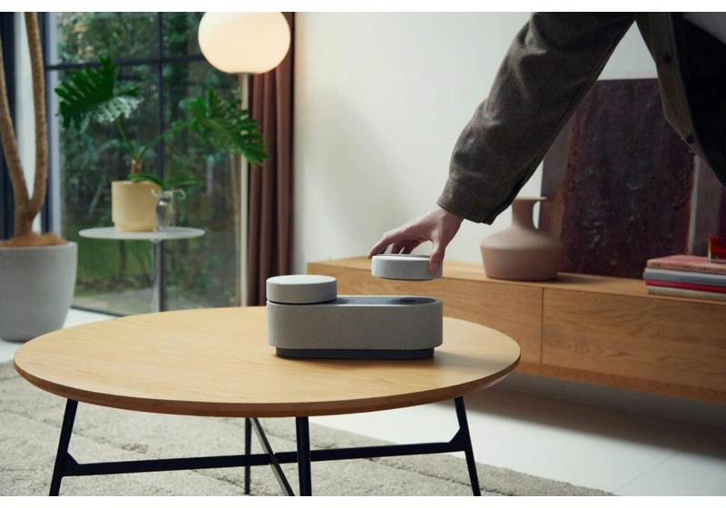 Sony HT-AX7 provides portable surround sound speaker system