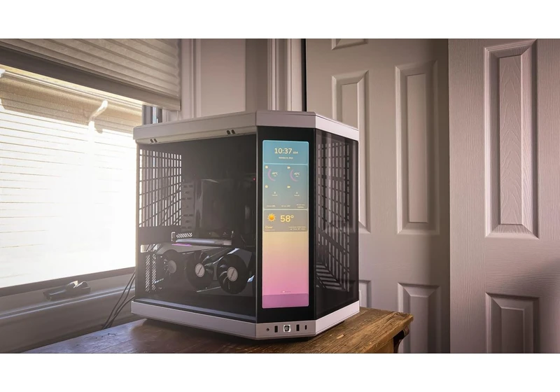 Hyte Y70 Touch Review: World’s First ‘4K’ PC Case?