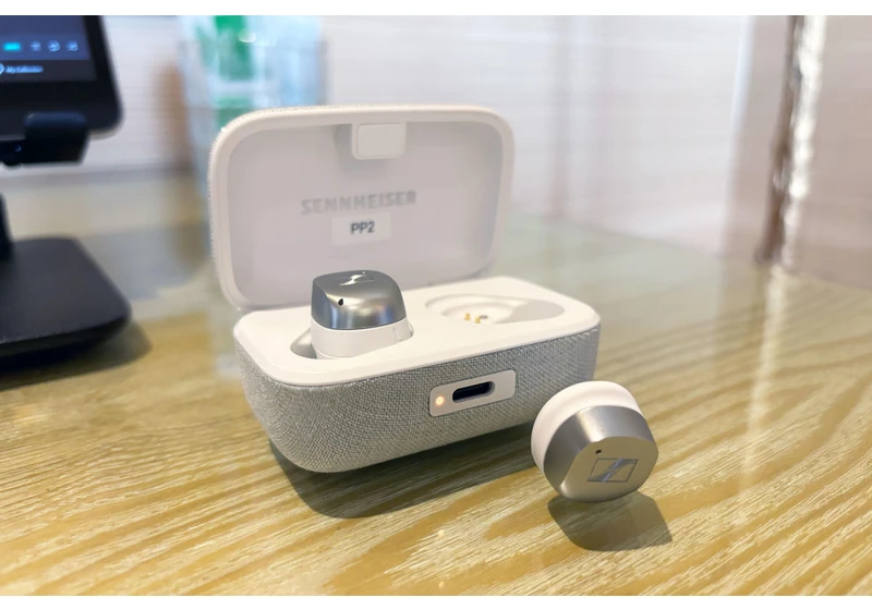 Sennheiser Momentum 4 and Momentum Sport hands-on: Excellent sound in two very different earbuds