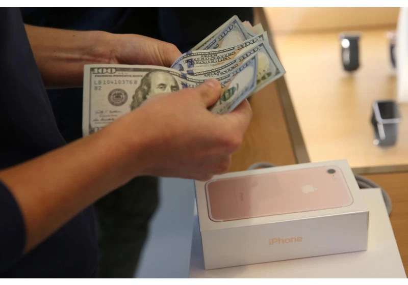 Your payments from Apple’s ‘batterygate’ settlement may finally be on the way