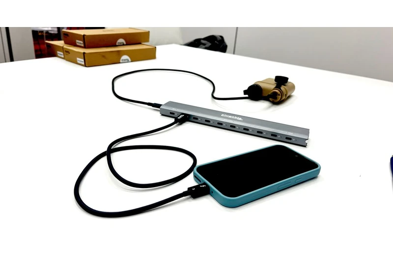 Plugable's overkill USB-C charging hub is the smarter charger I've been waiting for