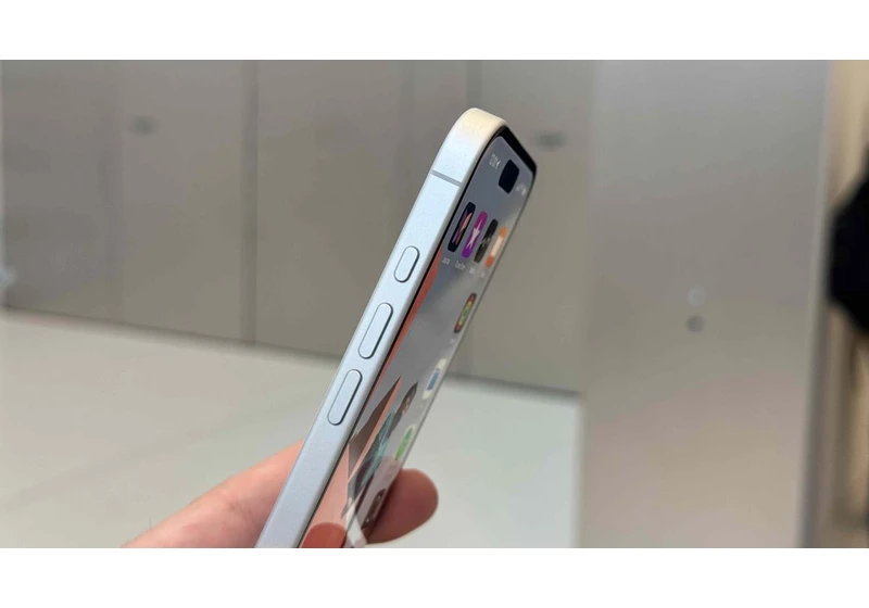 I added AI to my iPhone 16 Pro Max's Action button and now I get the hype