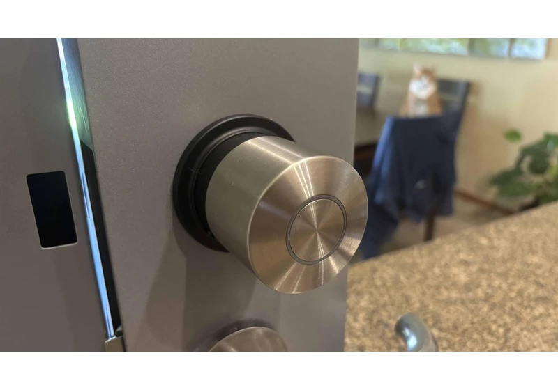 This Metallic Smart Lock Has Arrived in the US to Dethrone Other Retrofits: I Think It Has a Shot