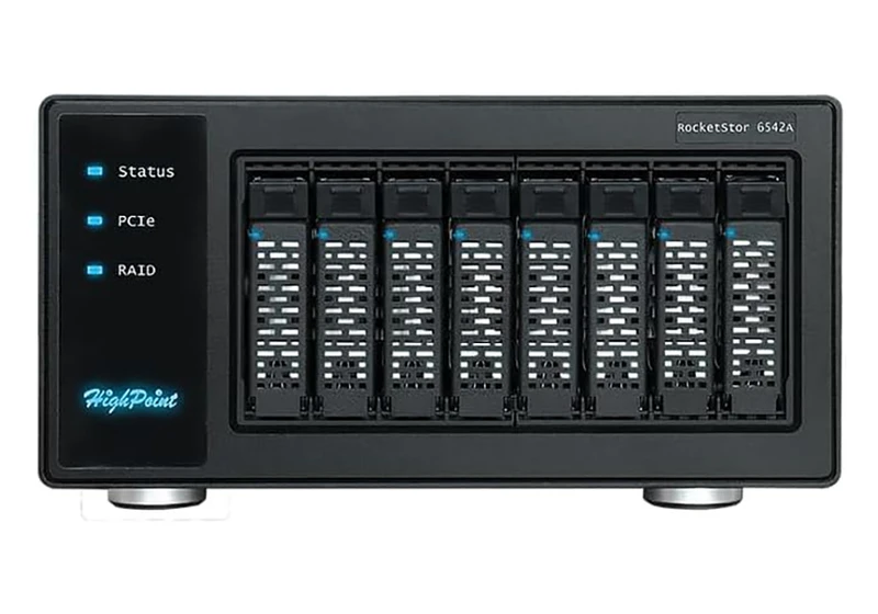 Yes, I can finally put almost 1PB of SSD storage near my PC workstation - but it will cost me over $100,000