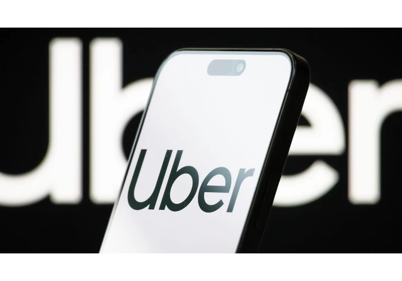 Uber's Simplified App for Seniors Is Launching Nationwide