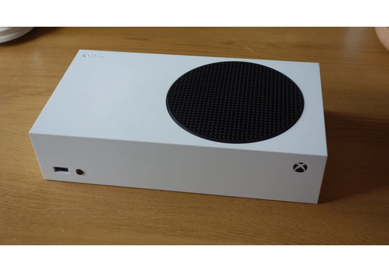 The Xbox Series S is now cheaper than a Switch Lite