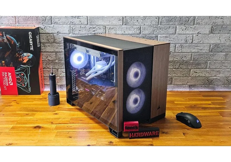 Corsair's Elite 6500 ATX and Elite 2500 Micro-ATX get accent panel options — removable panels available in wood and aluminum 