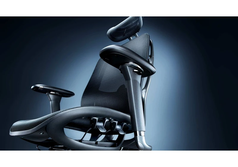 Razer expands its high-end chair lineup with the new, ergonomic mesh Fujin Pro