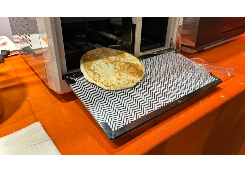 A Robot Made Me a Toasty, Flaky, Life-Giving Tortilla at CES 2025 in Under a Minute