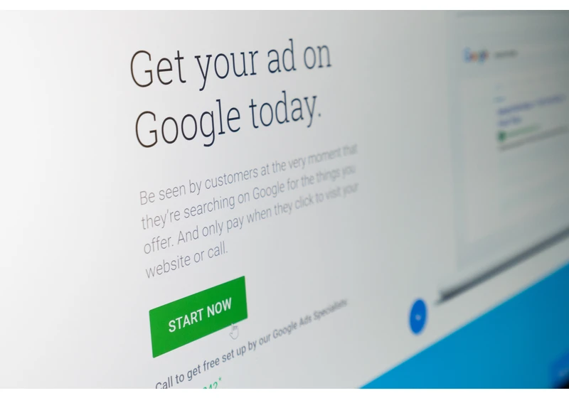 Google AdsLiaison On Performance Max Brand Safety Controls via @sejournal, @kristileilani