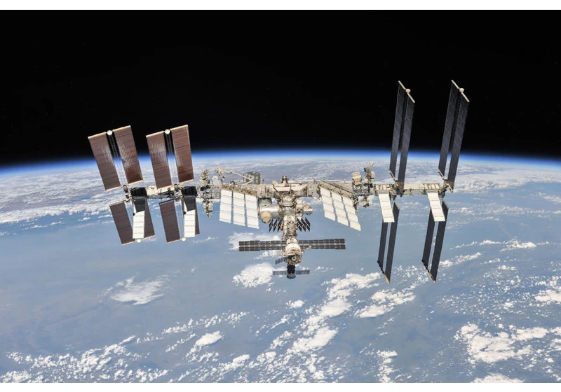 Russia will assist NASA with ISS space flights through 2025