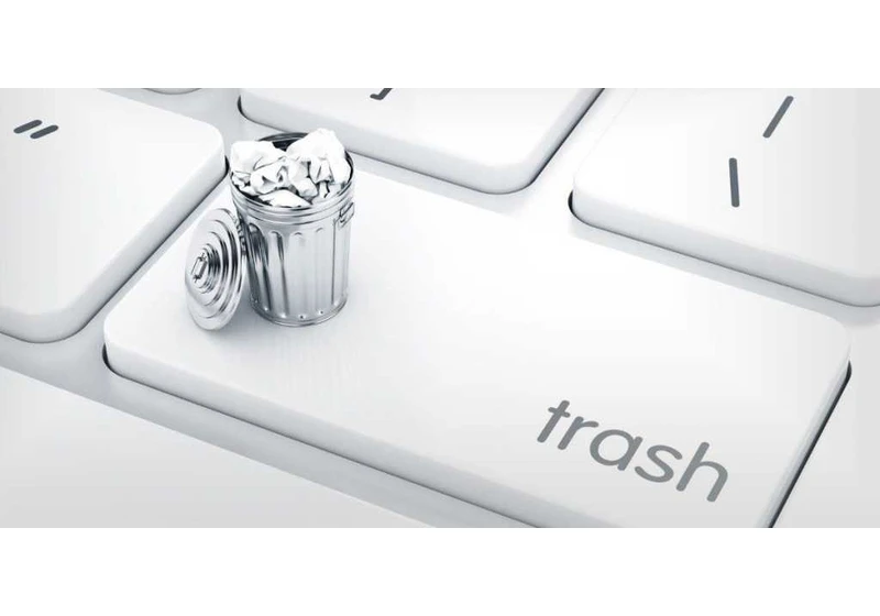 Goodbye, bloatware! How to declutter Windows 11