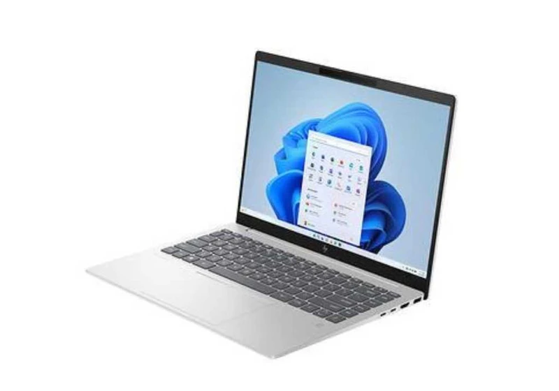 Score this everyday HP laptop with an OLED display for just $599