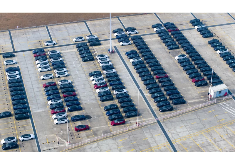 Tesla is recalling 1.62 million vehicles in China over autopilot safety controls