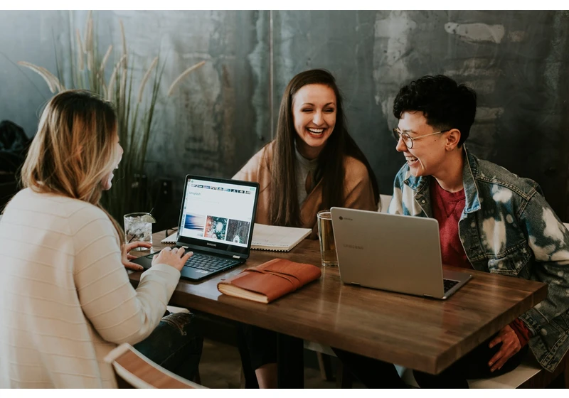 10 ways startups can keep employees happy and motivated