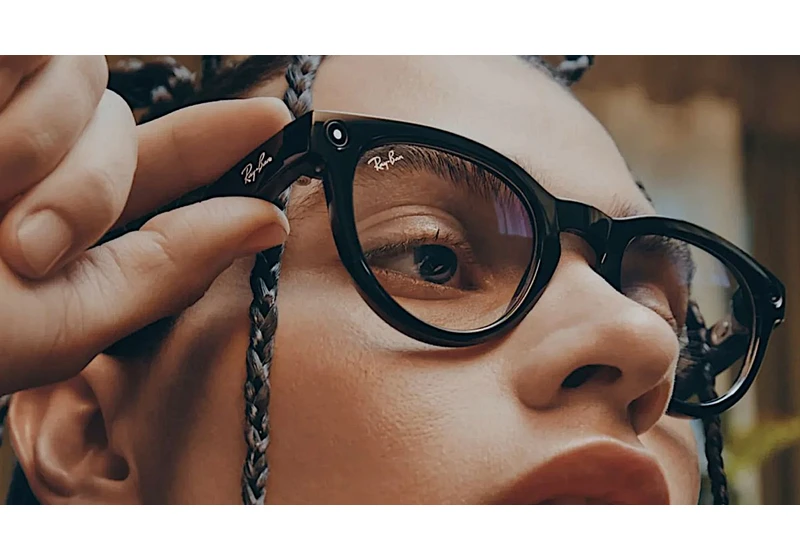 Are my Ray-Ban Meta smart glasses spying on me? No, but college students are