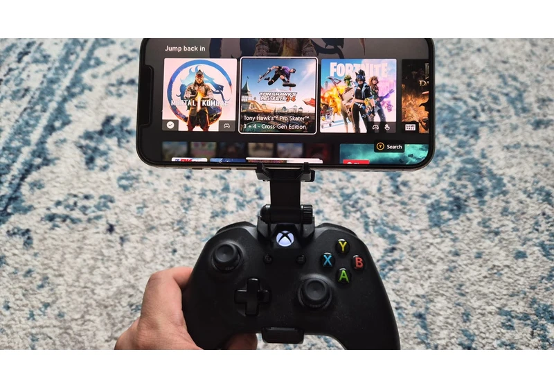 iPhone Gaming Is Convoluted. Here's What the iPhone 17 Needs to Sway Me as a Gamer