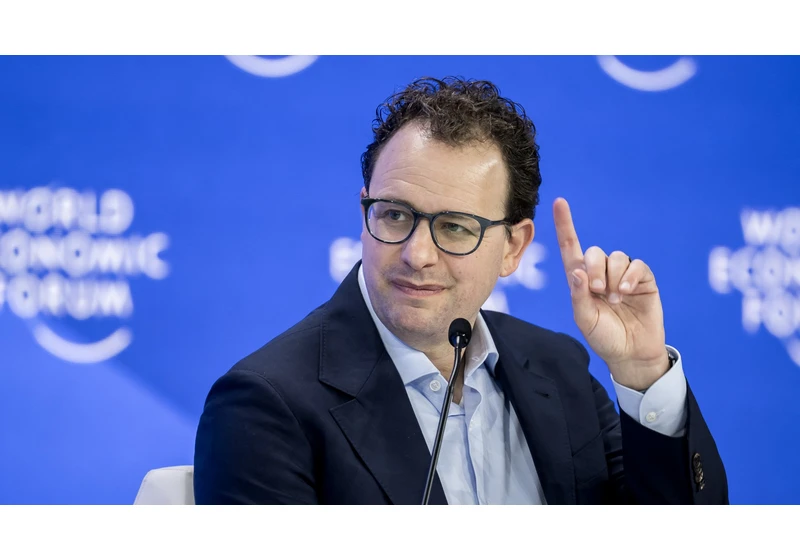  "Stop sugar-coating it": Anthropic CEO says AI will slash 50% of entry-level white collar jobs — leaving Gen Z out of work  