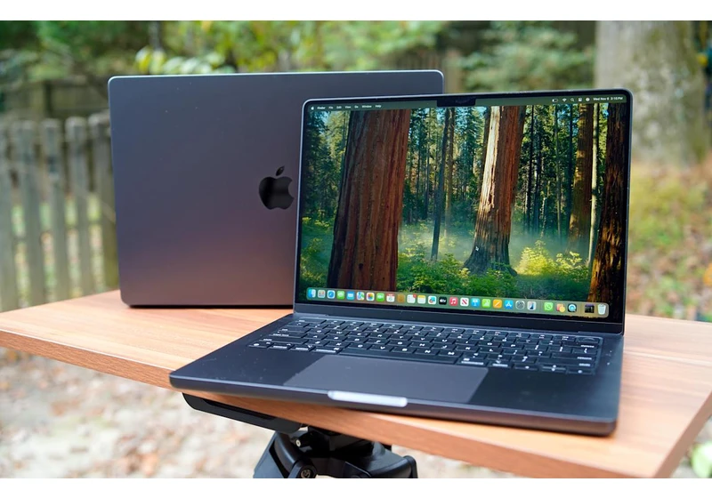 Apple's 14-inch MacBook Pro with M4 drops to a record-low price