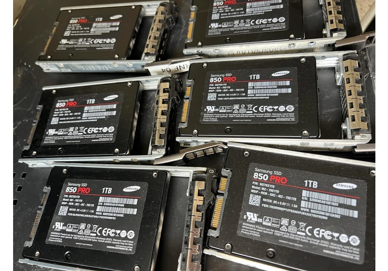  Lucky user finds 6TB of free SSD storage while dumpster diving — finder plans to use the six 1TB Samsung 850 Pro SSDs to download entire Steam library 