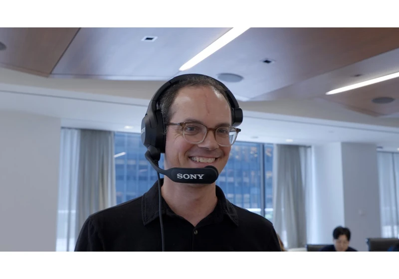 I Wore the New NFL Coach's Headset Sony Built to Tackle Stadium Noise