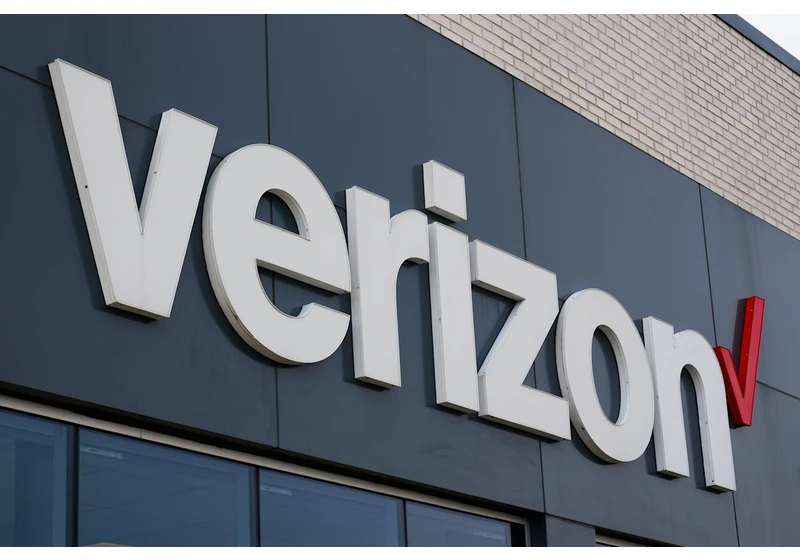 FCC approves Verizon's $20 billion merger with Frontier