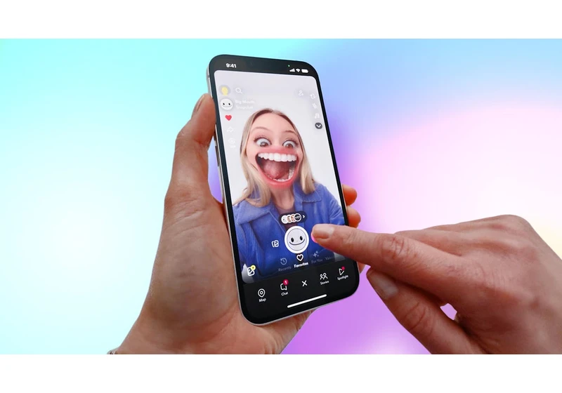 I Tested the $599 iPhone 16E and Was Surprised by All the Features You Don't Get