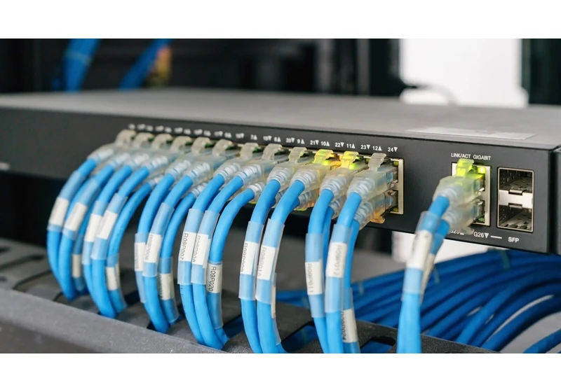 Dealing With Spotty Internet? A Network Switch Might Fix It
