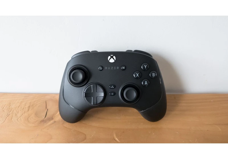 Razer's first wireless Xbox controller is the closest thing we have to perfection right now