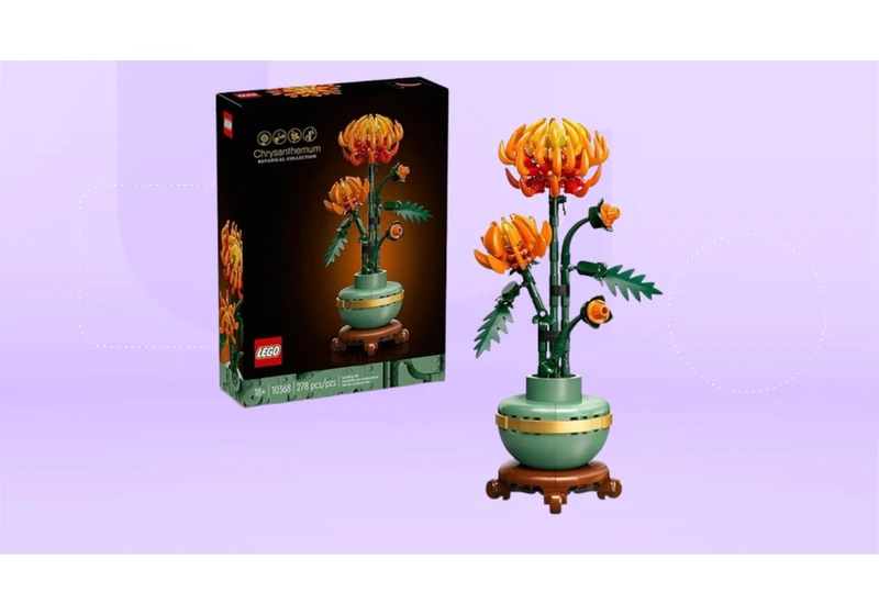 Give the Gift of a Flower That Lasts Forever With This $24 Lego Chrysanthemum Set