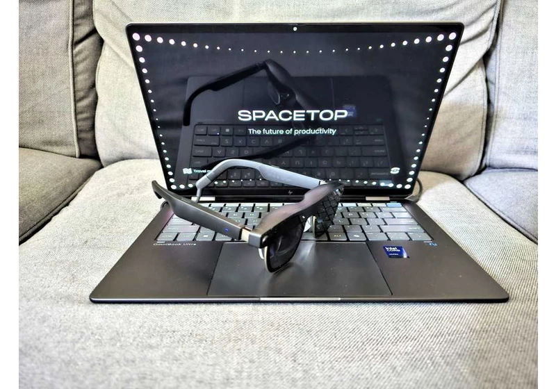 Sightful Spacetop review: Impressive AR display… until the bugs show up
