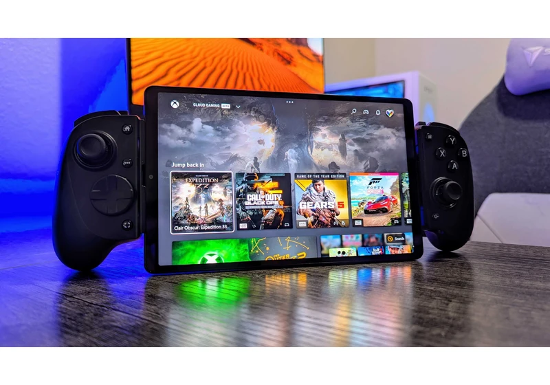  More than my Switch or ROG Ally, a tiny tablet and mobile controller has been my favorite gaming handheld lately 