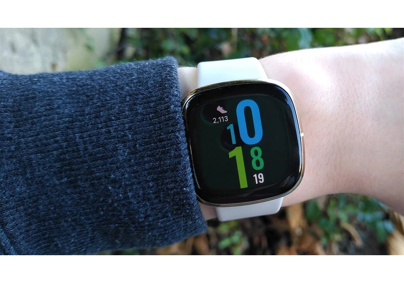 Fitbit may have fixed its major outage, but some users are still reporting problems
