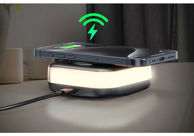 Save $60 on this nightlight wireless charging pad