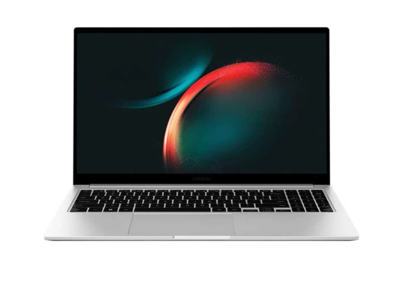 Save $200 on this long-lasting everyday Samsung laptop