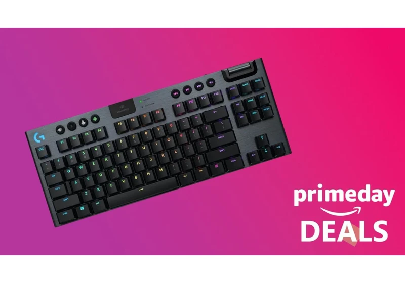 My FAVORITE Logitech gaming keyboard has fallen to a record low price, but not for long
