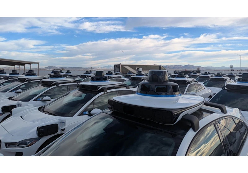 Waymo expands service area around San Francisco and Los Angeles