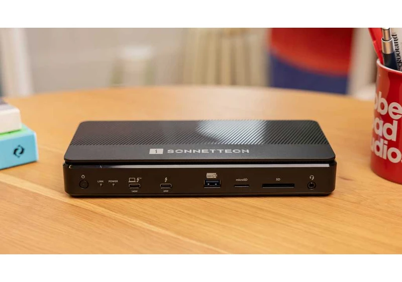 I tested a Thunderbolt dock with its own high-speed SSD. I can’t quit it