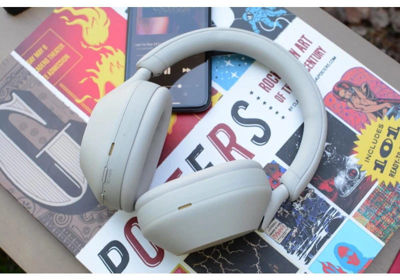 Sony’s WH-1000XM5 headphones are down to an all-time low of $250